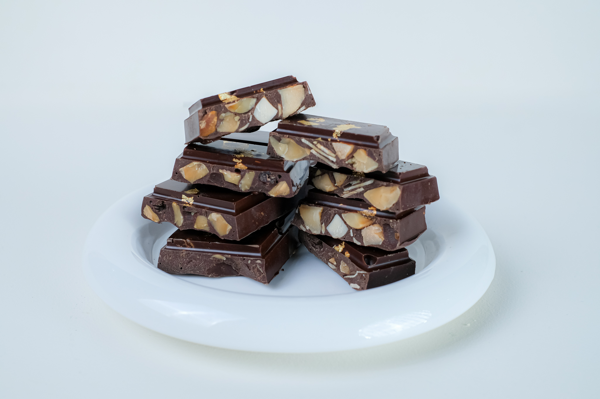 “Mad”cadamia Belgian Chocolate Bar